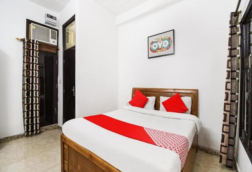 בית מלון כפרי Oyo 44130  Devi Palace Inn