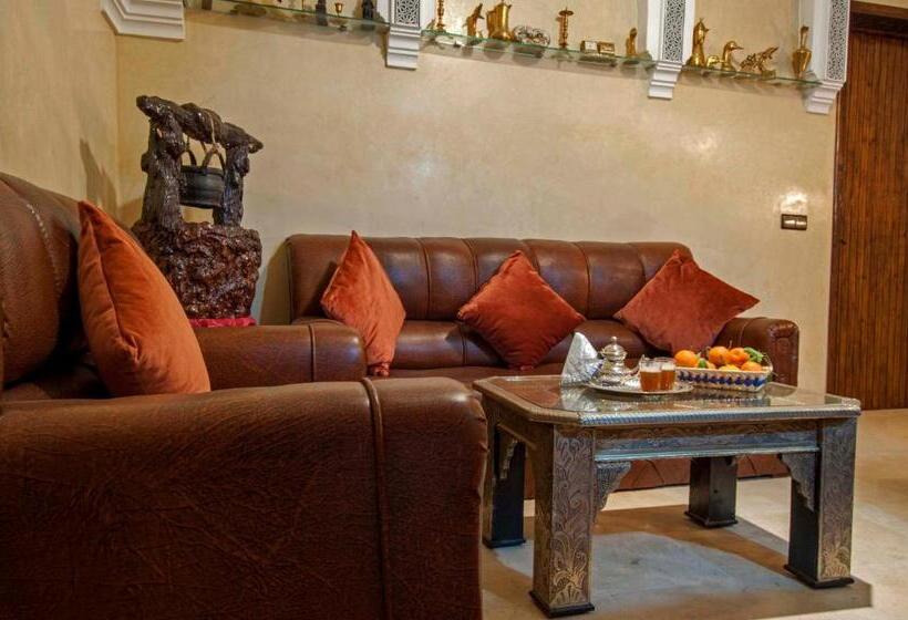 ホテル Riad Merzouga