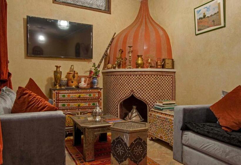 ホテル Riad Merzouga