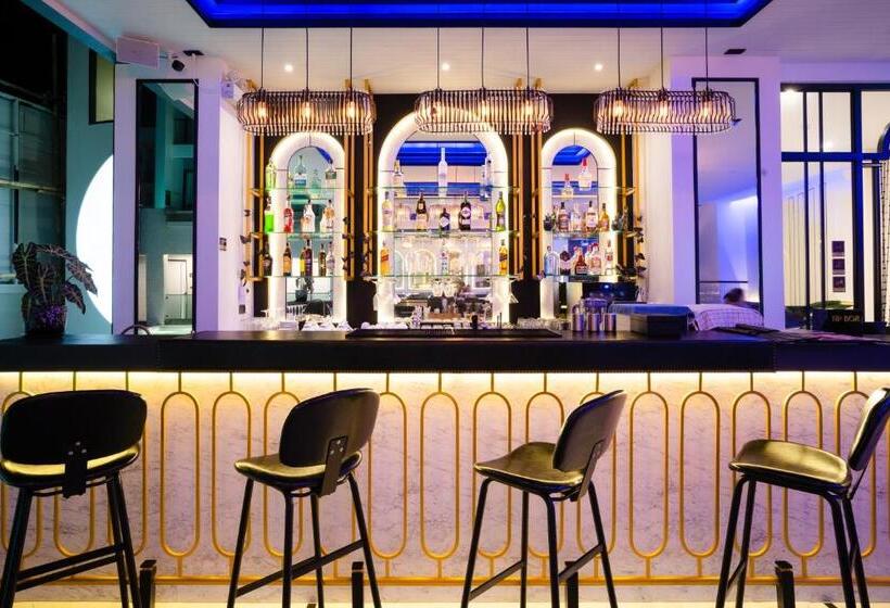 Ratri Hotel Phuket Old Town