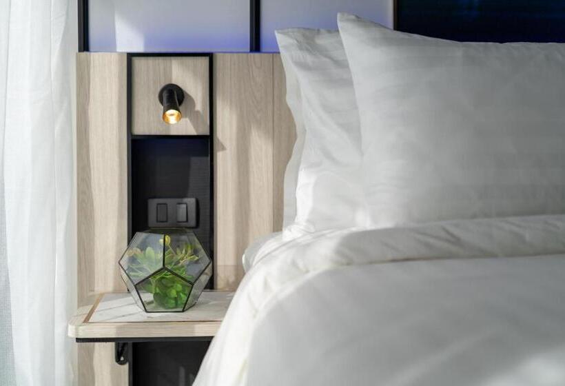 Ratri Hotel Phuket Old Town