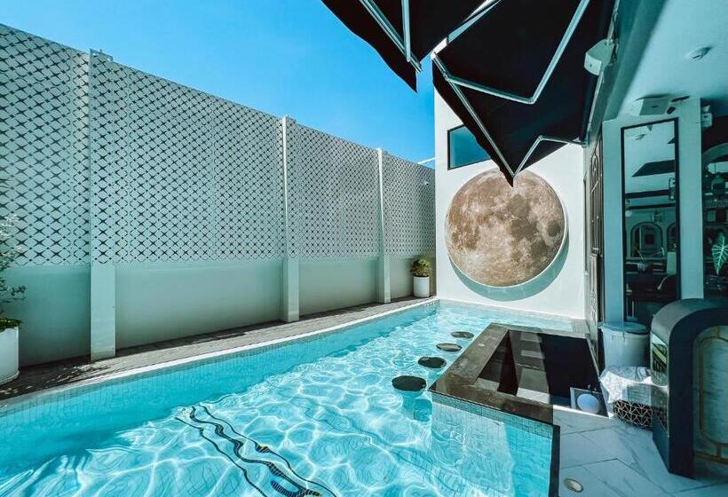 Ratri Hotel Phuket Old Town