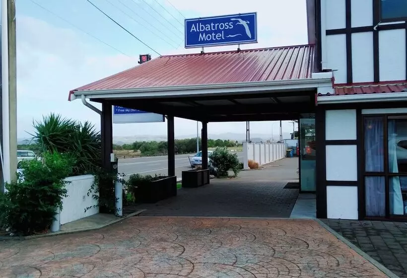 Albatross Motel