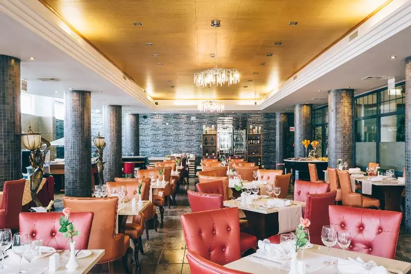 Szálloda Grand Muthu Forte Do Vale