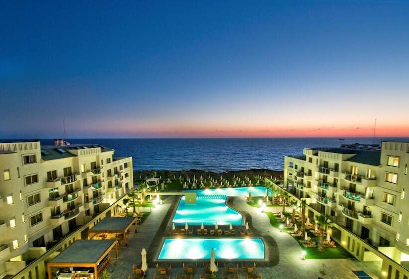 هتل Capital Coast Resort And Spa