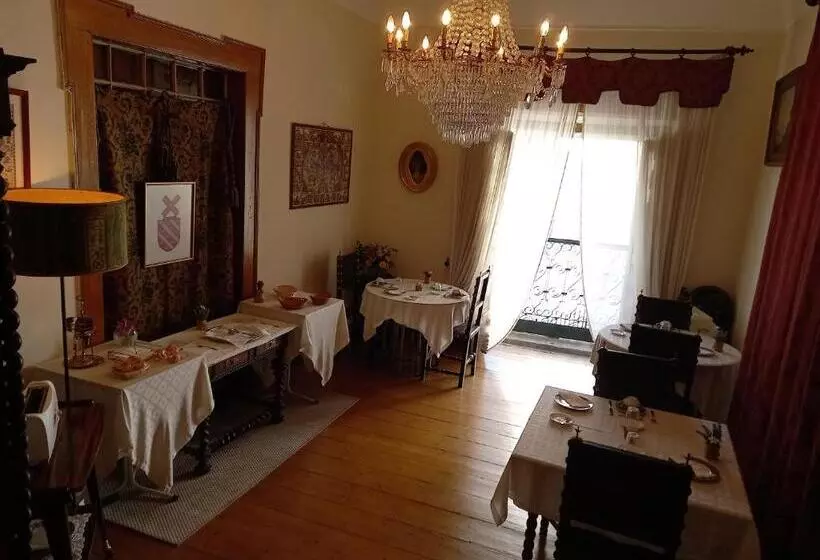 هتل Casa De S. Tiago