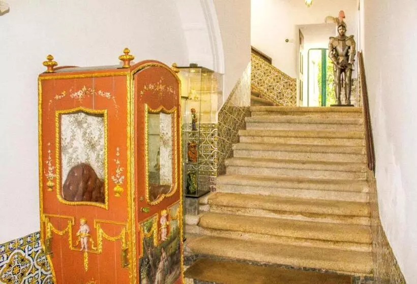هتل Casa De S. Tiago