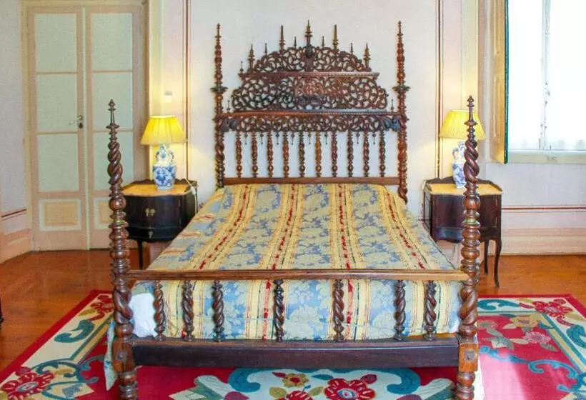 هتل Casa De S. Tiago