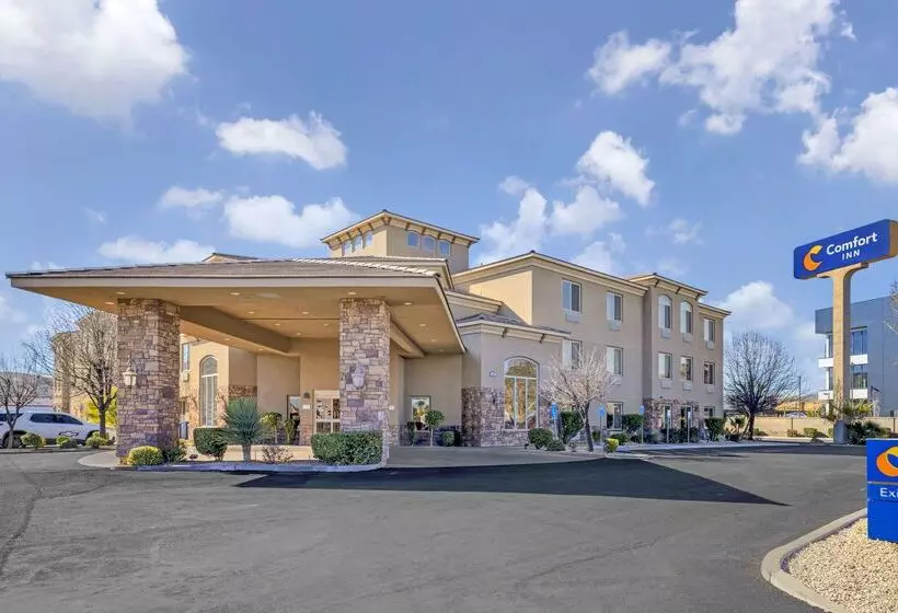 فندق Comfort Inn At Convention Center