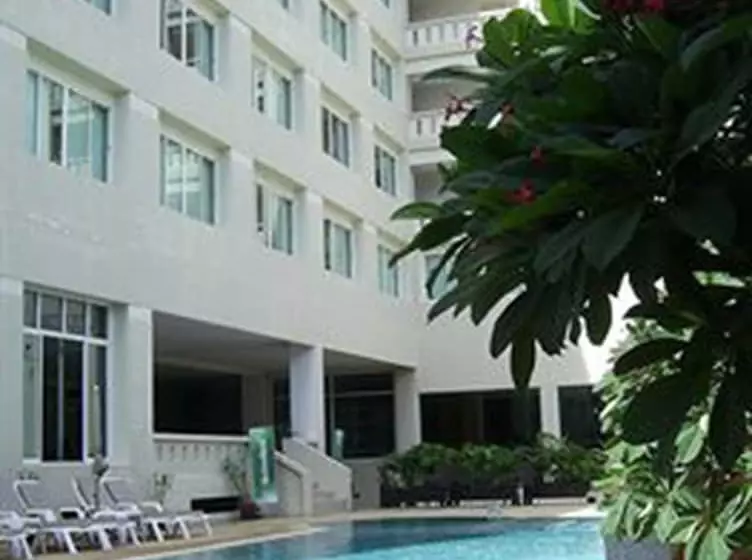 호텔 Crown Pattaya Beach