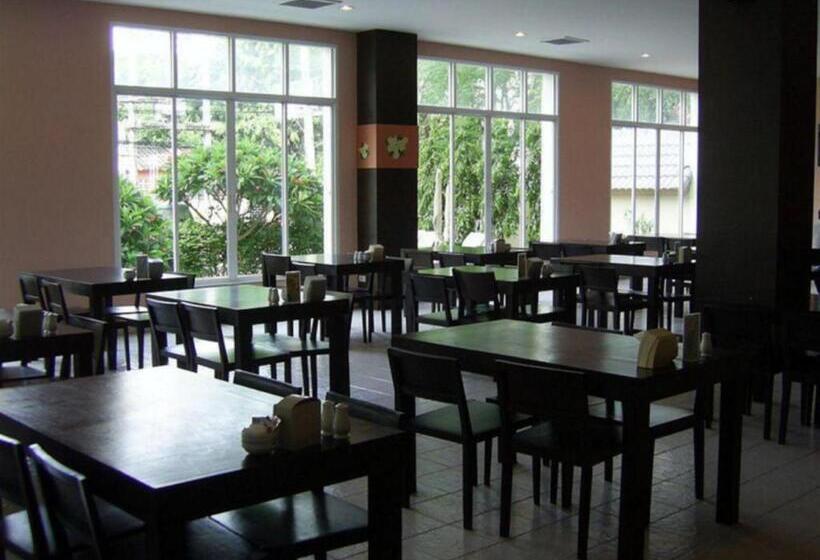 فندق Crown Pattaya Beach