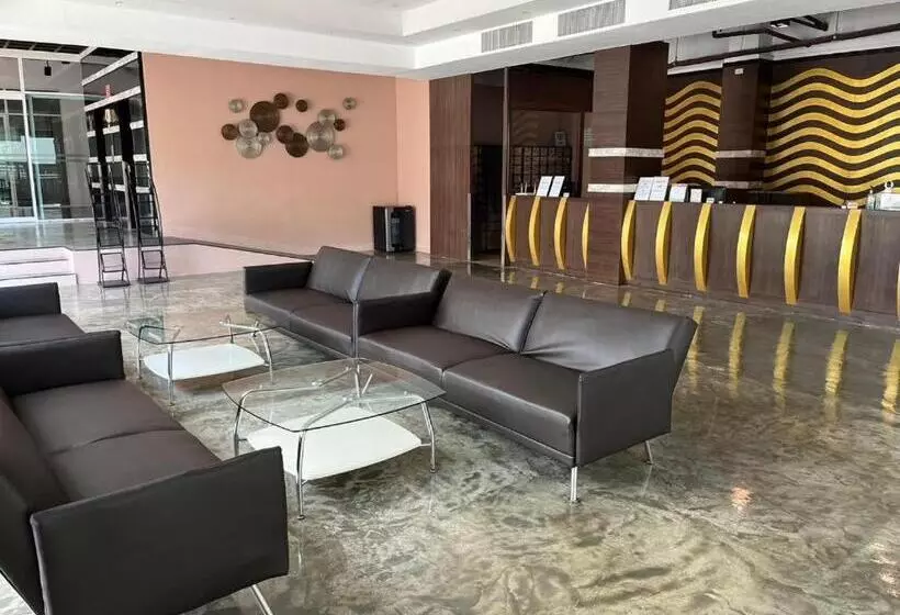 호텔 Crown Pattaya Beach