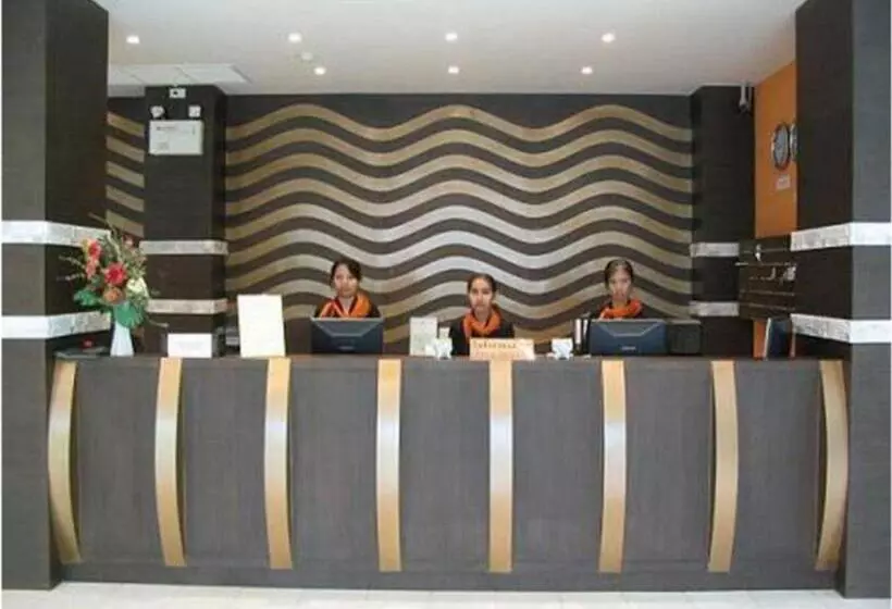 호텔 Crown Pattaya Beach