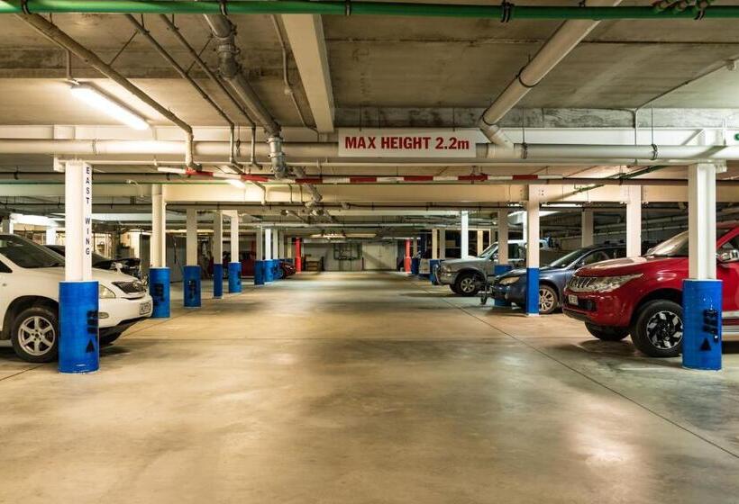 בית מלון כפרי Edgewater Palms Apartments