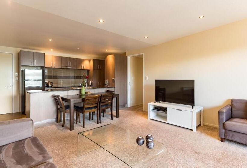 בית מלון כפרי Edgewater Palms Apartments