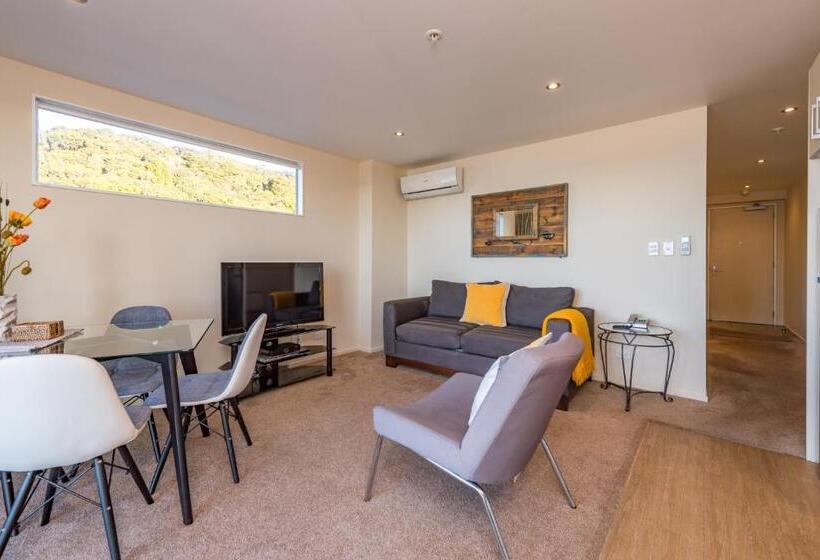 בית מלון כפרי Edgewater Palms Apartments