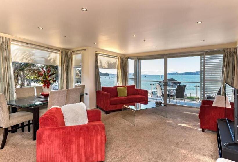 בית מלון כפרי Edgewater Palms Apartments