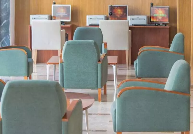 호텔 Elegance Playa Arenal