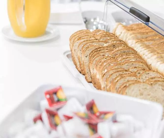 호텔 Elegance Playa Arenal