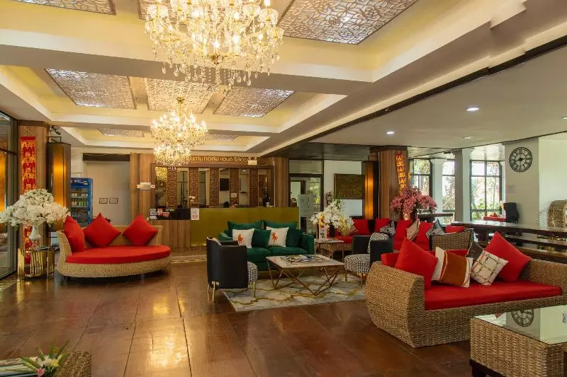 호텔 Gassan Khuntan Golf & Resort