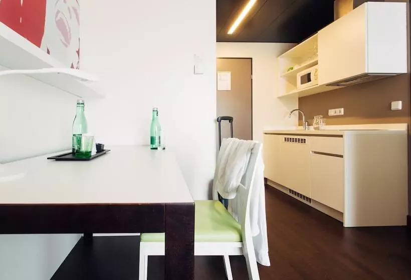 Harry S Home Linz Urfahr Hotel & Apartments