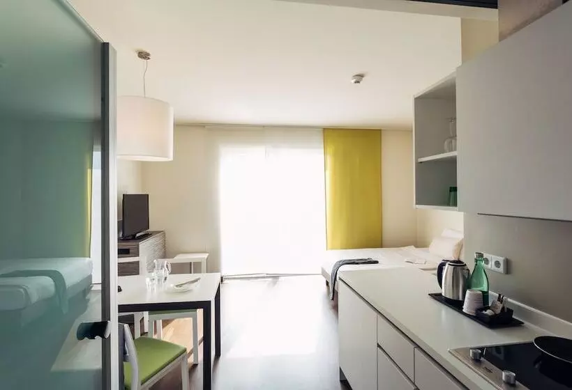 Harry S Home Linz Urfahr Hotel & Apartments