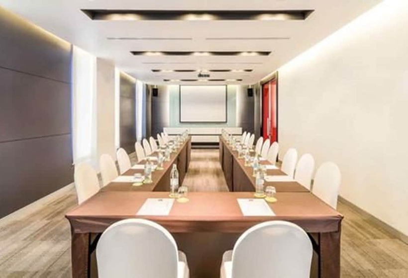 호텔 Ibis Bangkok Sukhumvit 4