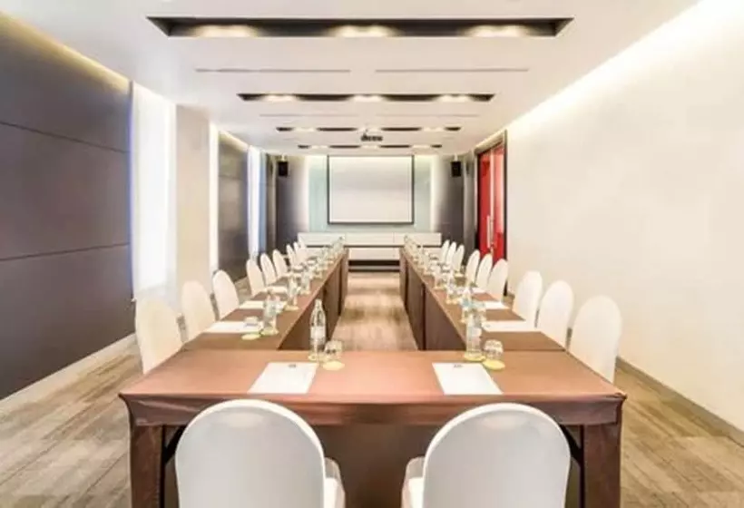 ホテル Ibis Bangkok Sukhumvit 4