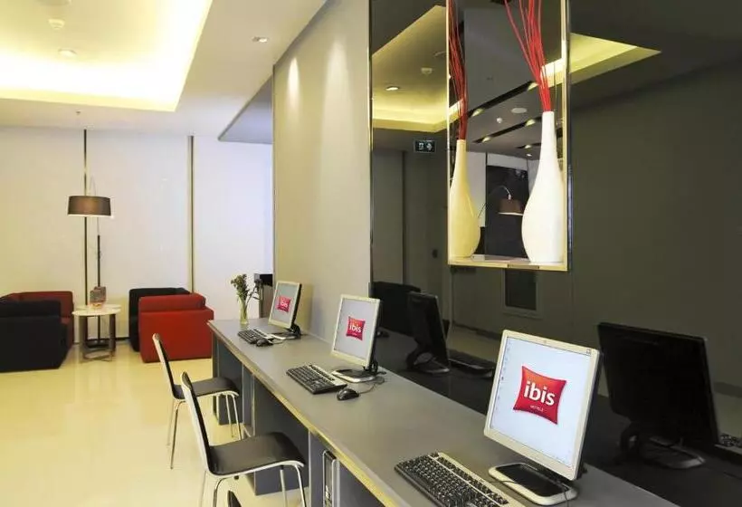 ホテル Ibis Bangkok Sukhumvit 4