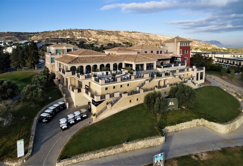 فندق La Finca Resort