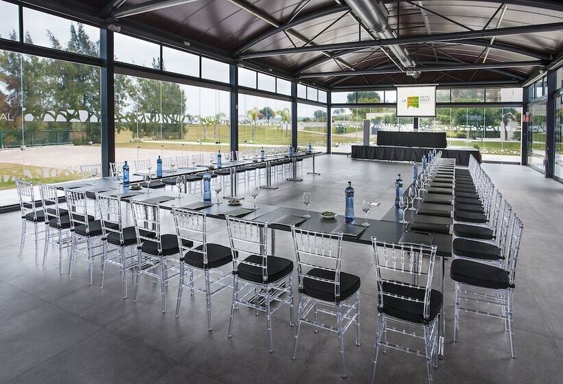 فندق La Finca Resort