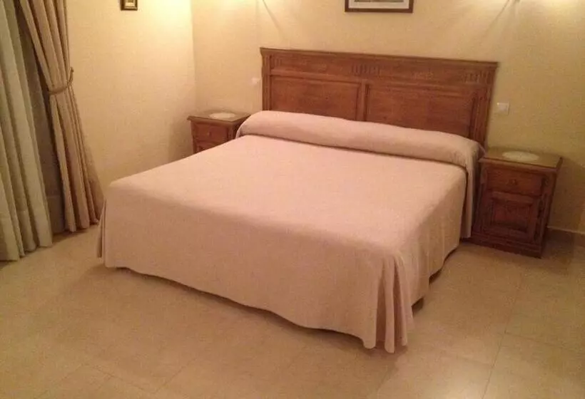 בית מלון כפרי Las Fuentes