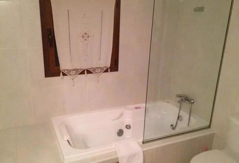 בית מלון כפרי Las Fuentes