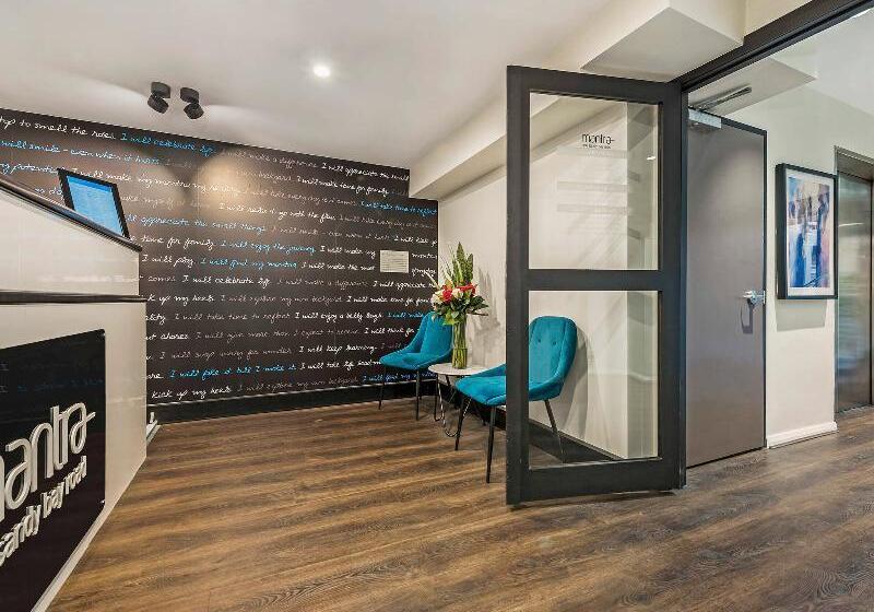 בית מלון כפרי Mantra One Sandy Bay Road