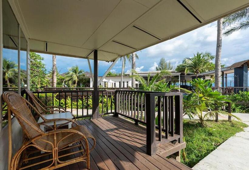 فندق Nakara Long Beach Resort   Sha Extra Plus