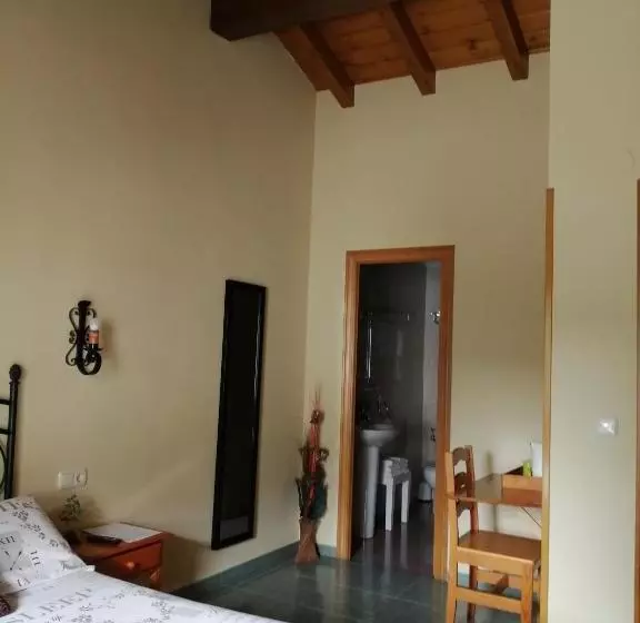 Отель Pensión Gure Ametsa