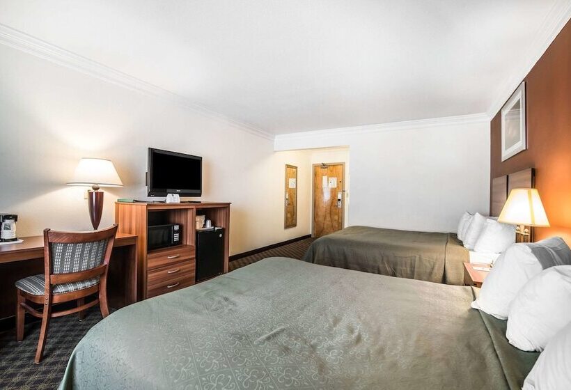 ホテル Quality Inn Rutland