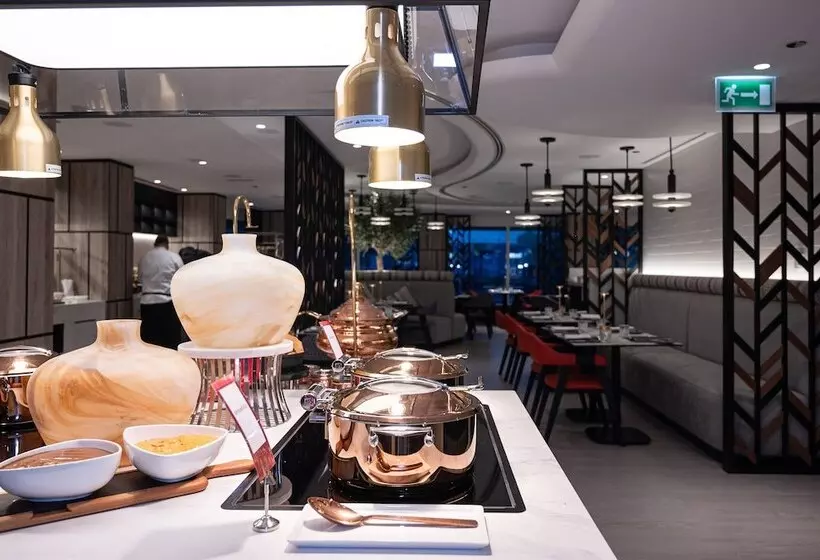 هتل Rose Rayhaan By Rotana   Dubai