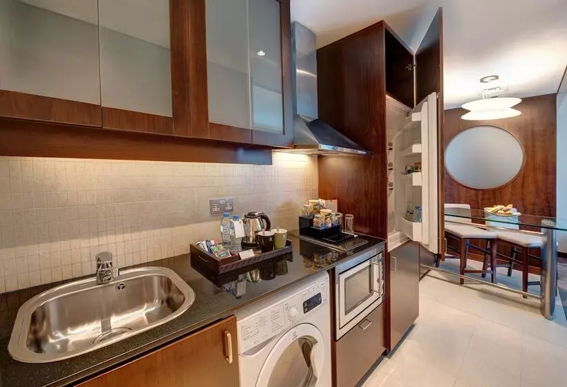هتل Rose Rayhaan By Rotana   Dubai