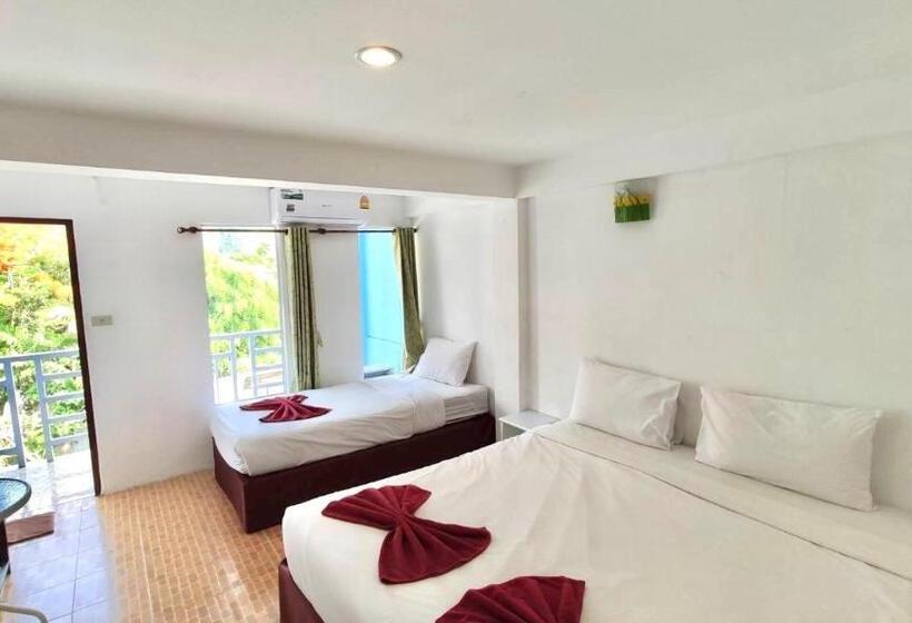 בית מלון כפרי The Palace Aonang Resort