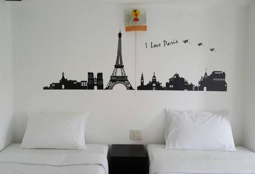 בית מלון כפרי The Palace Aonang Resort