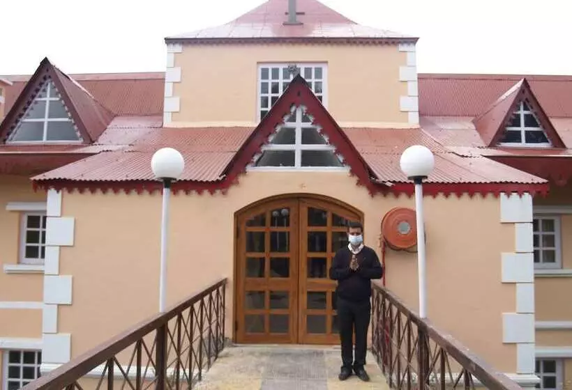 בית מלון כפרי Toshali Royal View Resort