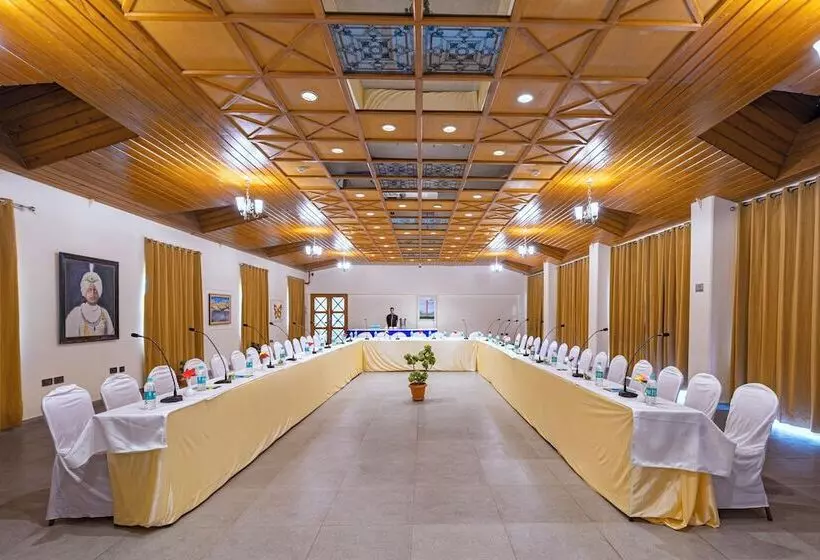 בית מלון כפרי Toshali Royal View Resort