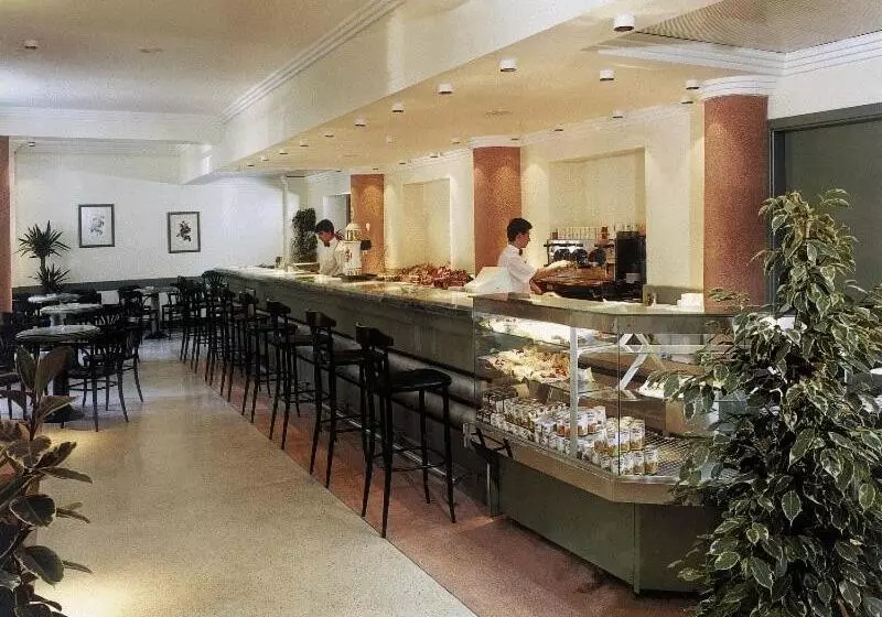 בית מלון כפרי Universal