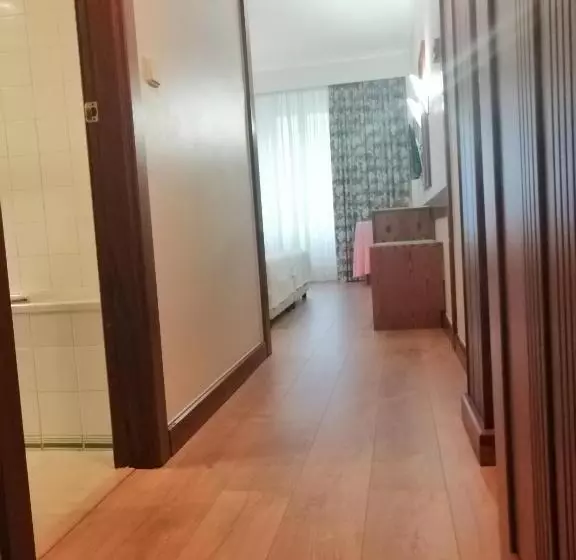 בית מלון כפרי Universal