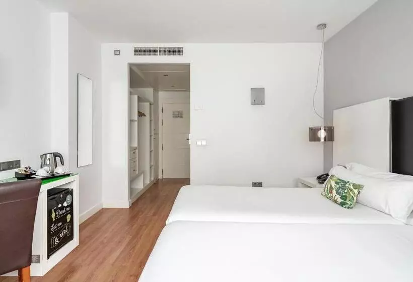 هتل Catalonia Málaga