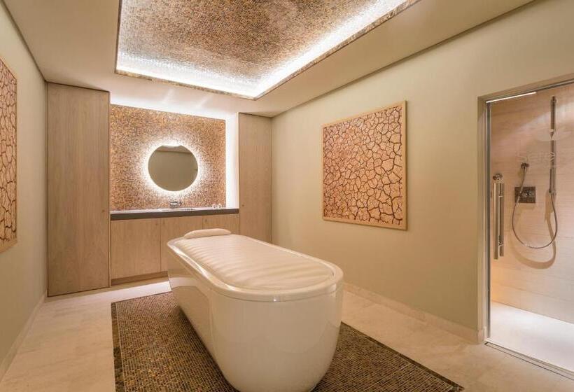 Pine Cliffs Residence, a Luxury Collection Resort, Algarve