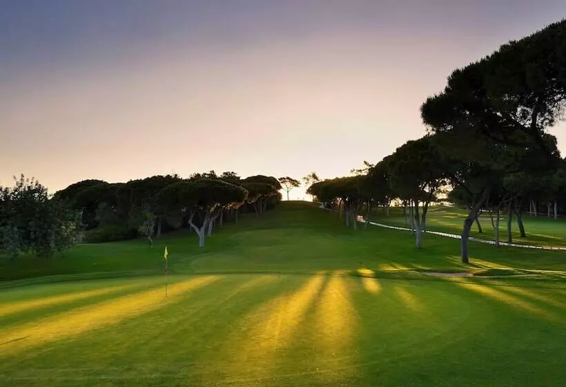 Residence Golf Club By Garvetur