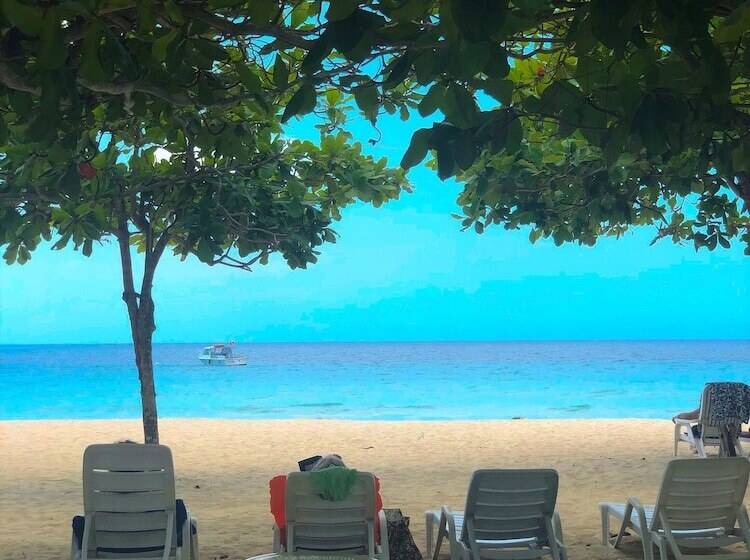 استراحتگاه Negril Beach Club