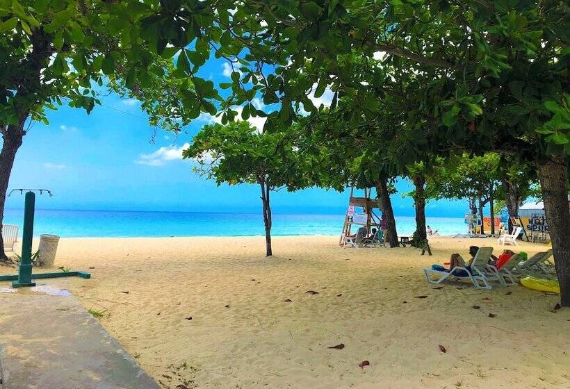 استراحتگاه Negril Beach Club